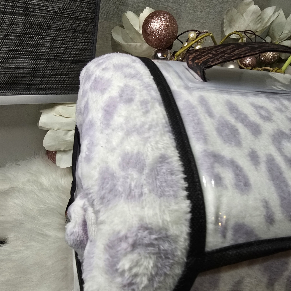Juicy Couture 4pc Queen Plush Sheet Set Light purple Leopard Print Super Soft - Picture 4 of 4